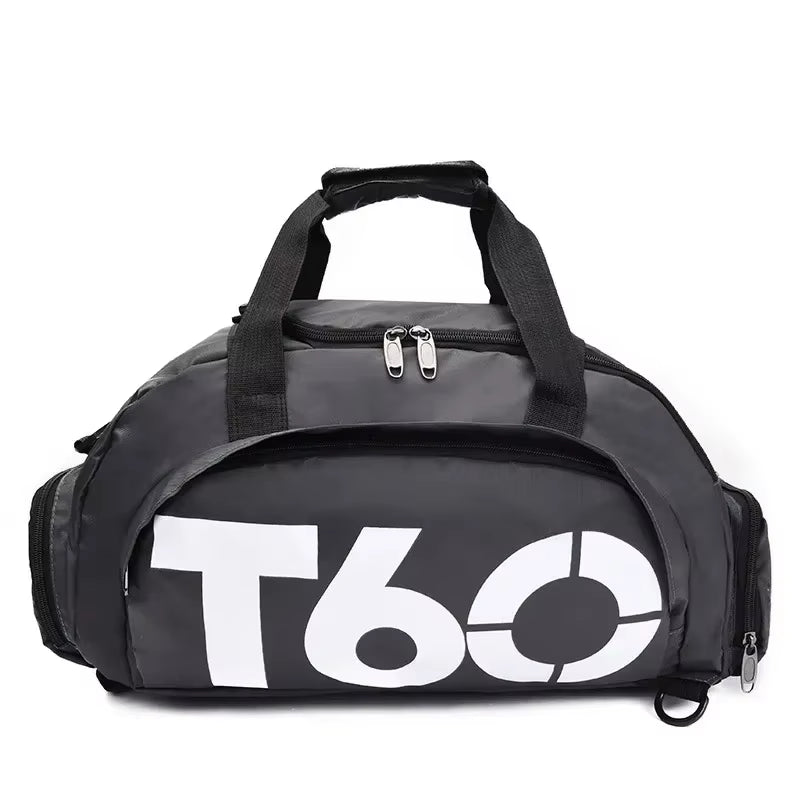 Mala de ginásio impermeável T60 em preto com letras azuis, ideal para treino e viagem. Mala de ginásio impermeável T60 em preto com letras azuis, ideal para treino e viagem.