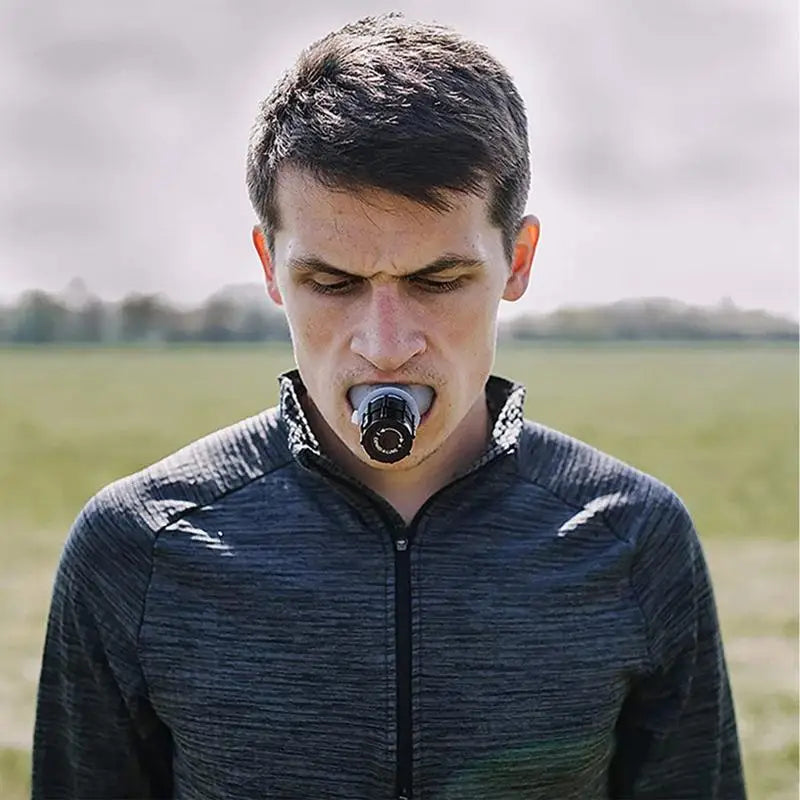 Dispositivo de treino respiratório com resistência ajustável, lung trainer com design ergonómico em silicone.